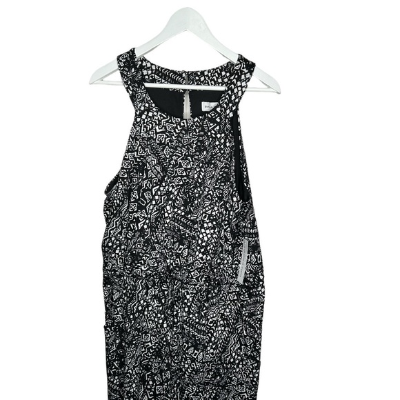 New Emma & Michelle  Women’s Romper Jumpsuit Size XL Black White Pattern BNWT - Picture 2 of 7